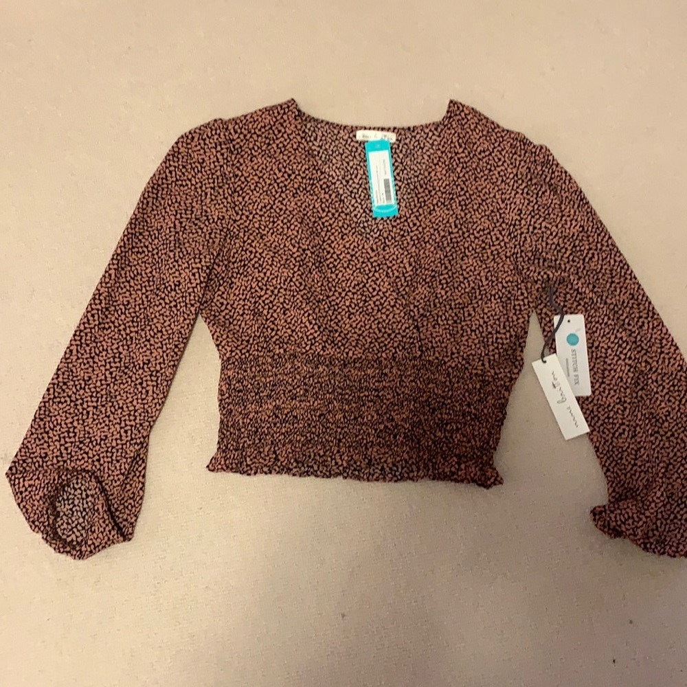 Peach and Black Long Sleeve Ruched Top